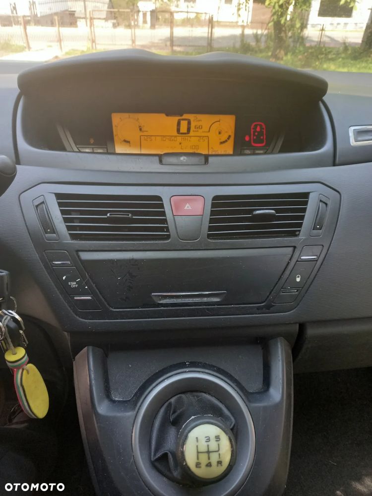 Citroën C4 Picasso - 14