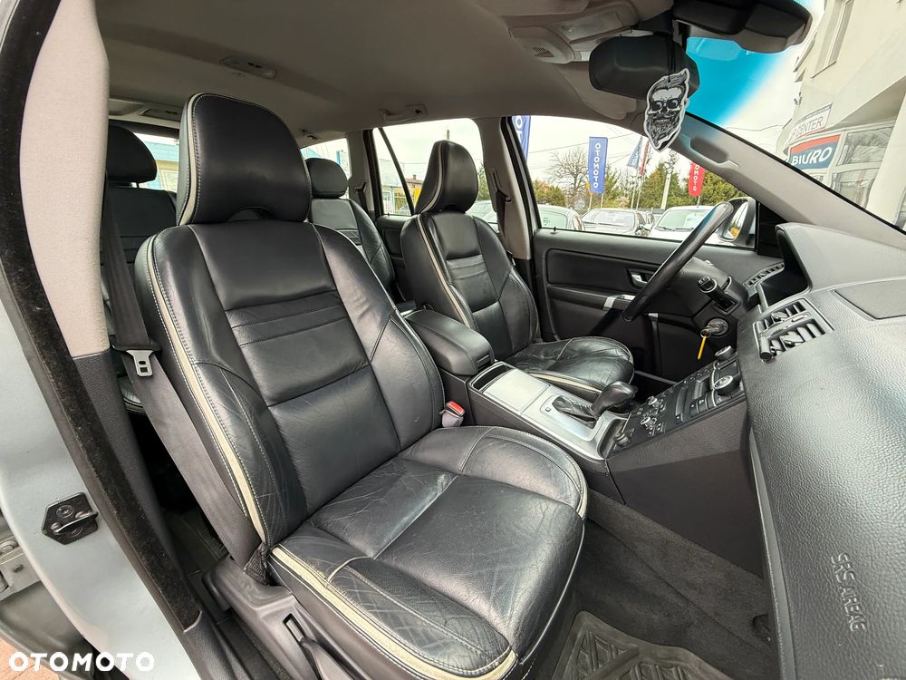 Volvo XC 90 D5 AWD Executive - 33