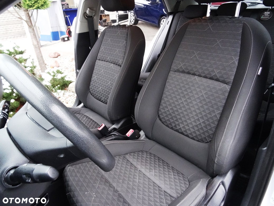 Kia Rio 1.2 Business Line - 20