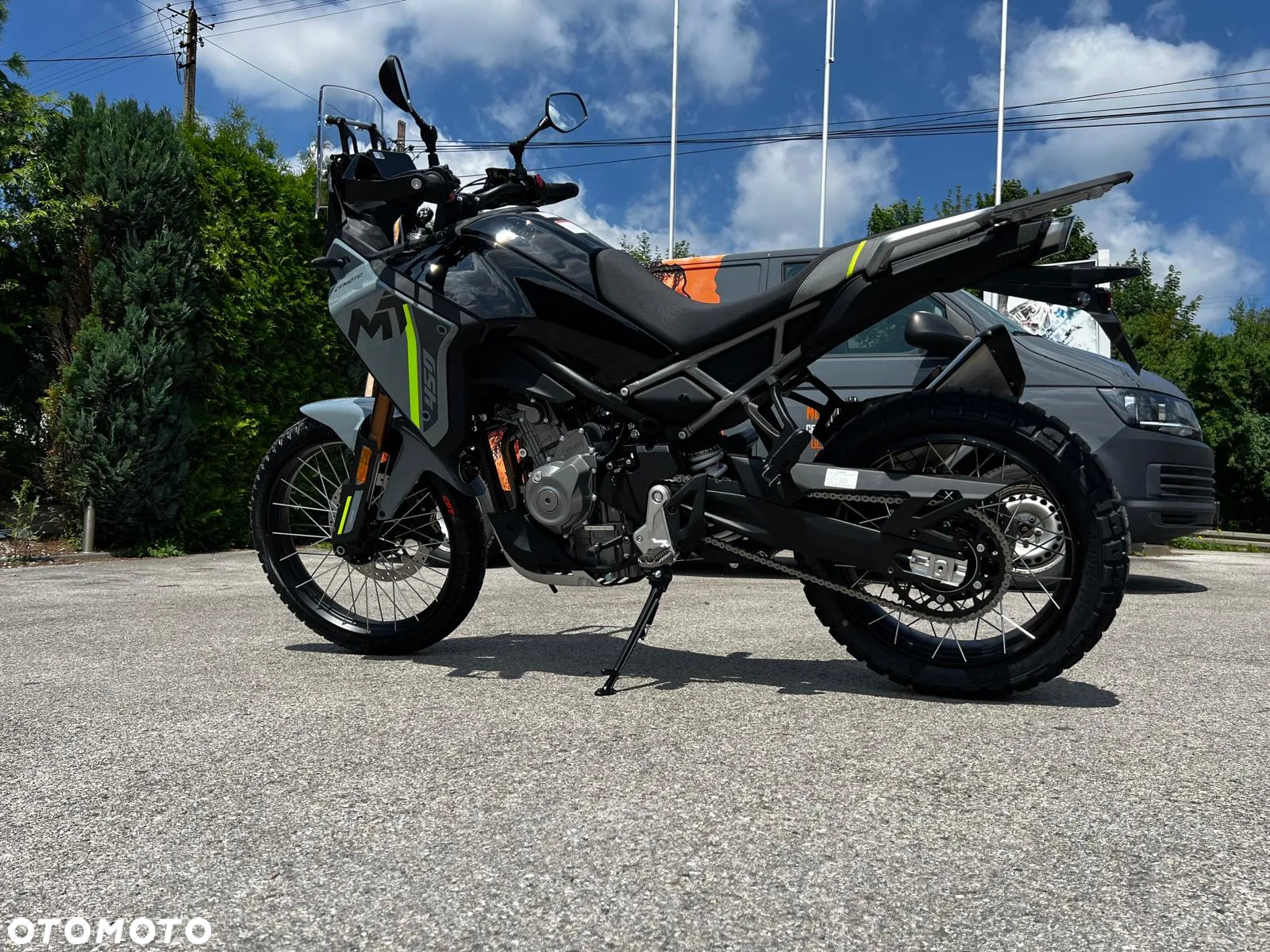 CFMoto MT - 32