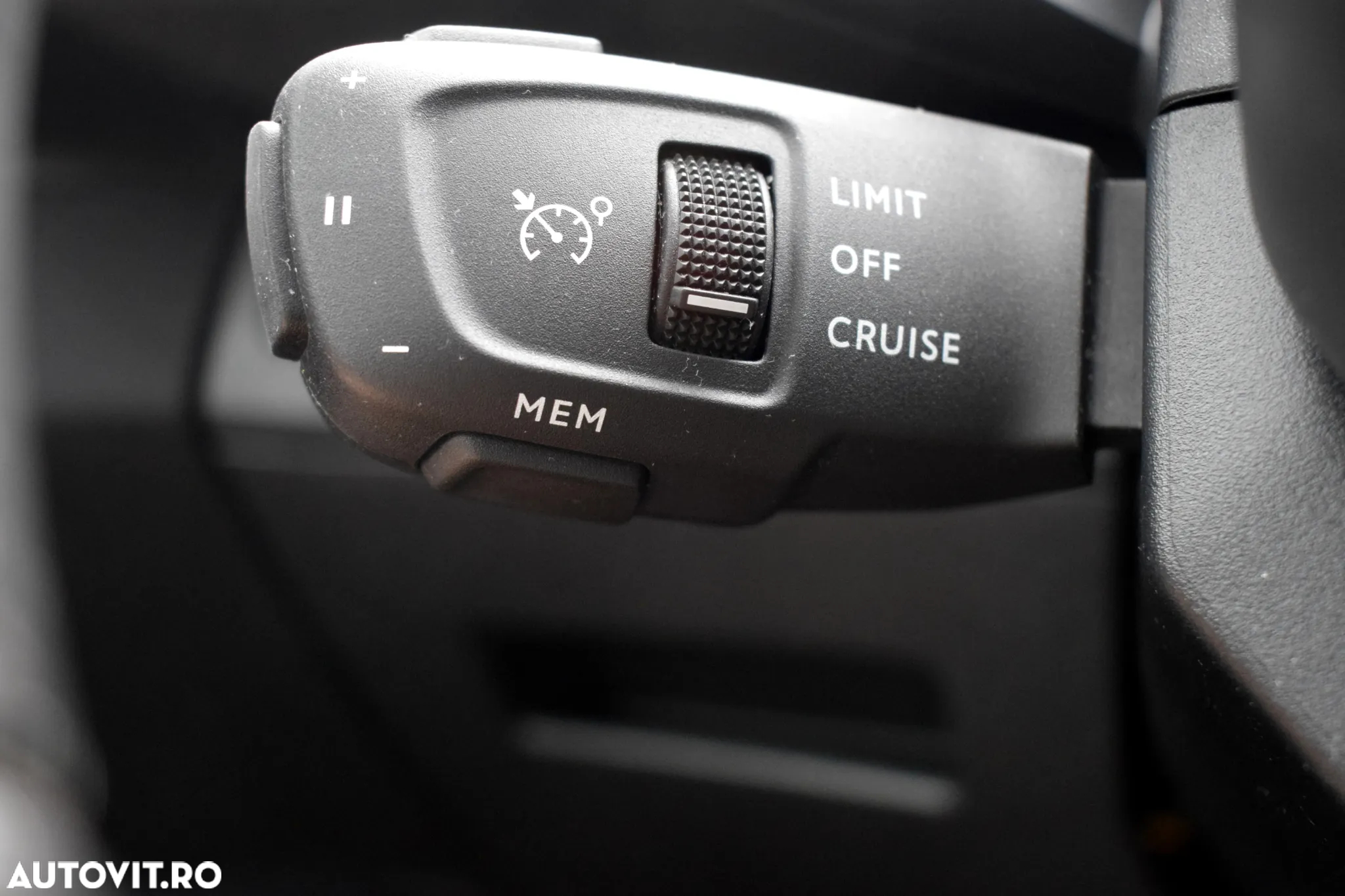 Peugeot 3008 BlueHDi 130 Stop & Start EAT8 Active - 21