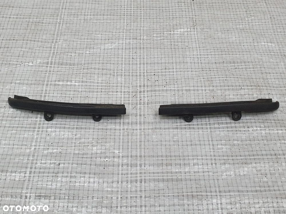 Zaślepka pod lampą tylną lewą/prawą (plastik) do Suzuki Vitara I