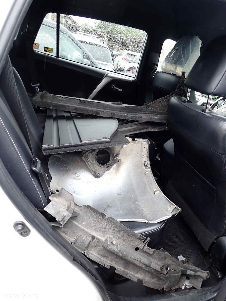 Toyota RAV4 Hybrid Style 4x4 - 4