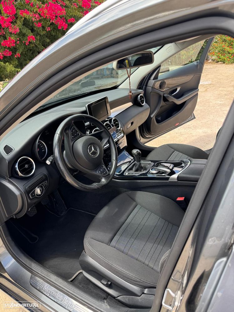 Mercedes-Benz C 200 d Avantgarde - 17