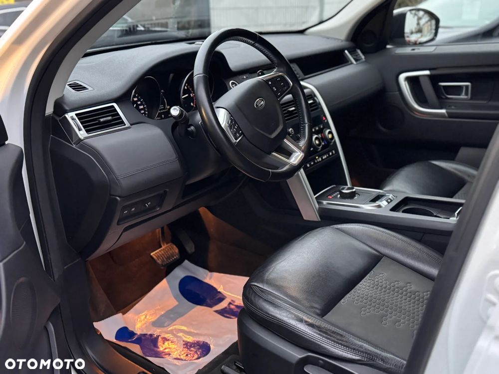 Land Rover Discovery Sport TD4 HSE Luxury - 17