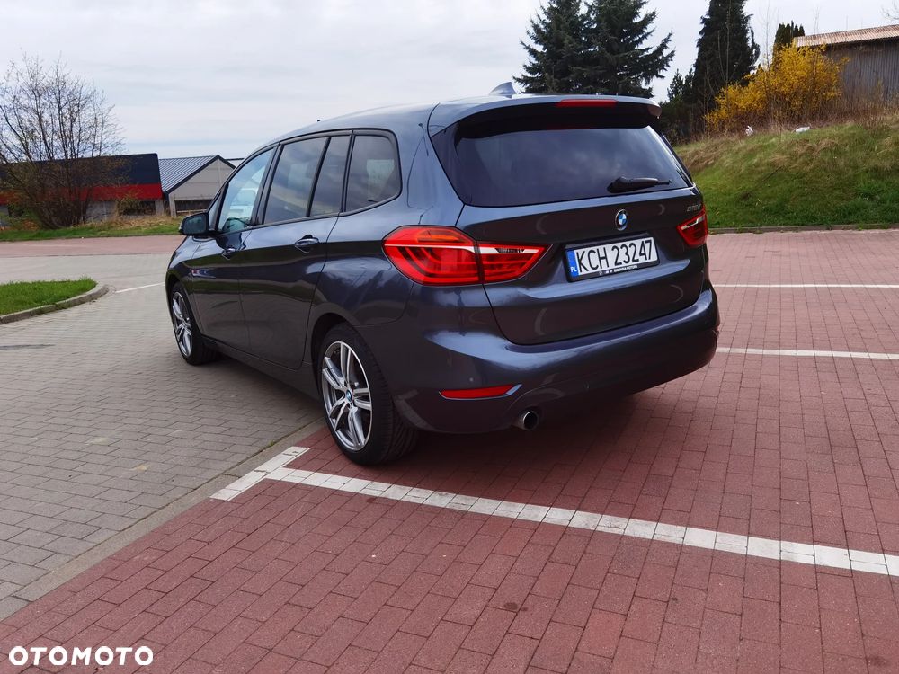 BMW Seria 2 218d Advantage - 7