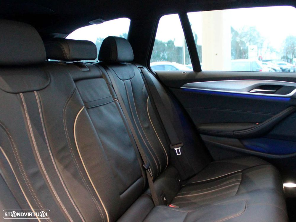 BMW 520 d Pack M Auto - 10
