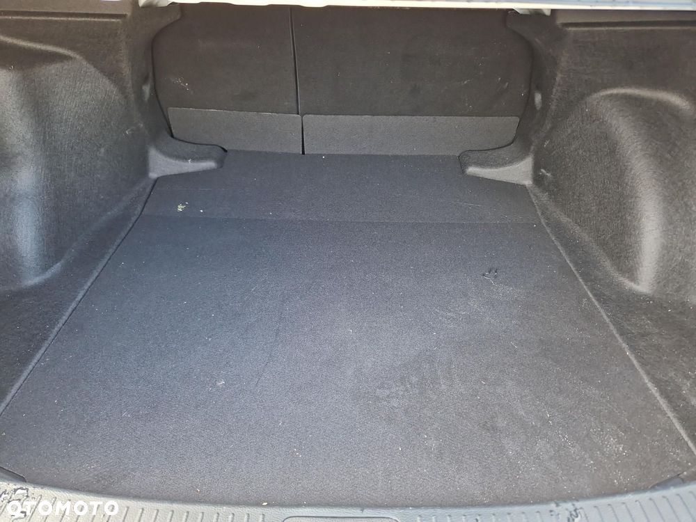 Toyota Corolla 1.5 Comfort MS - 13