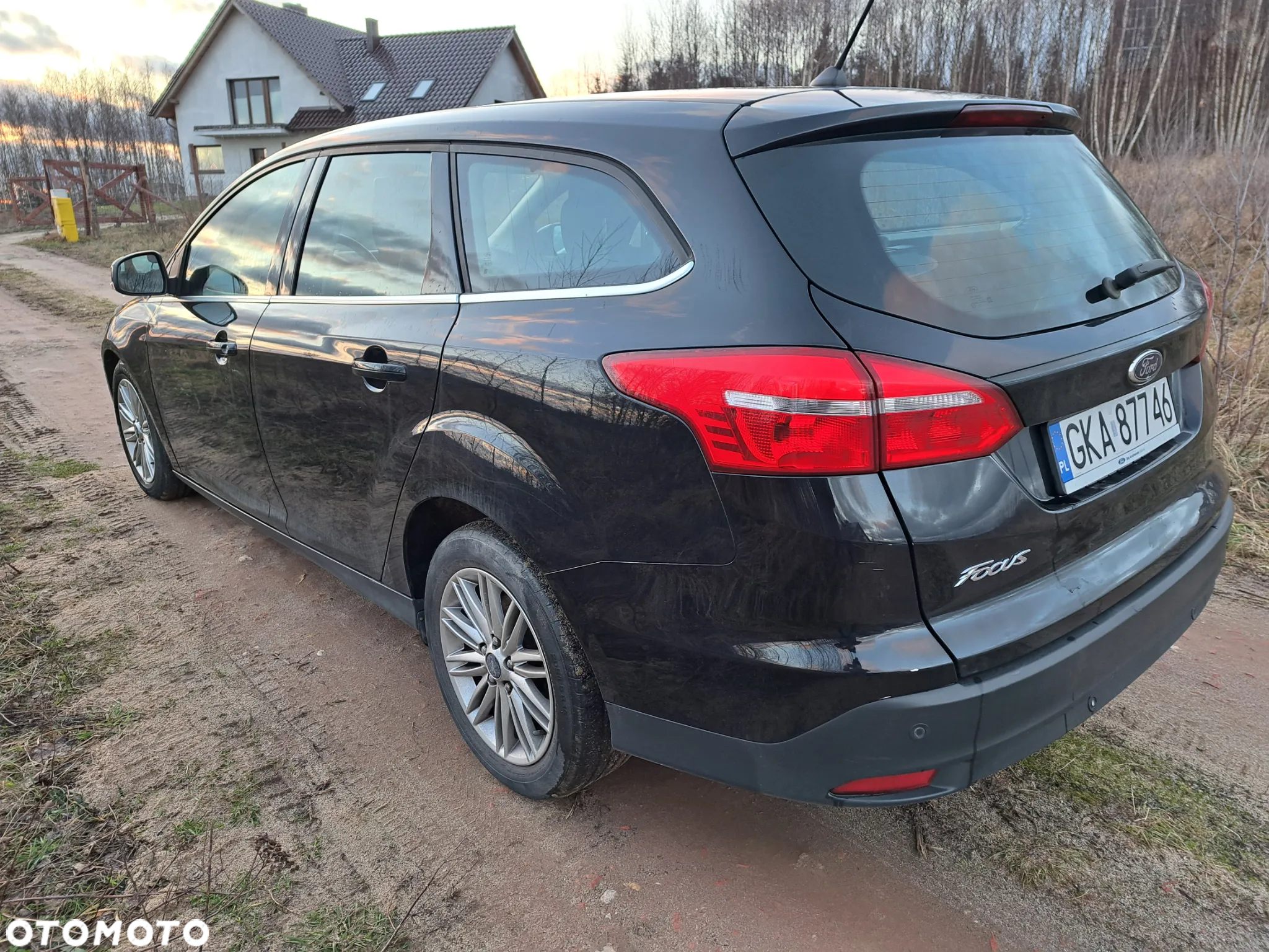 Ford Focus 1.5 TDCi SYNC Edition - 5