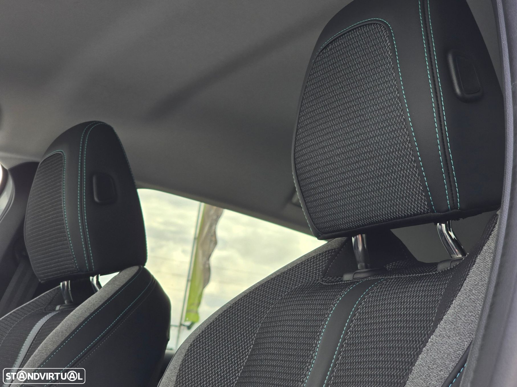 Peugeot 308 1.2 PureTech Allure Pack - 16