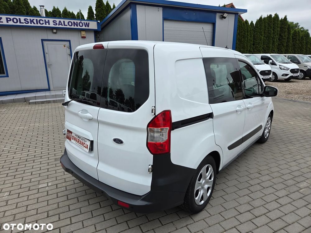 Ford Transit Courier - 7