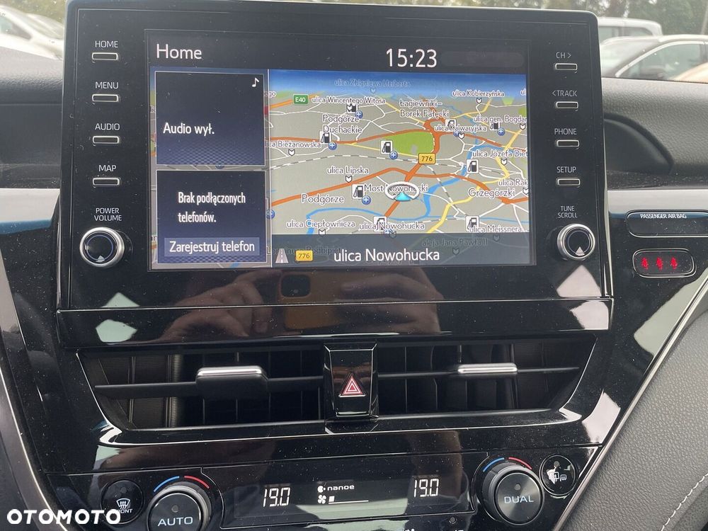 Toyota Camry 2.5 Hybrid Prestige CVT - 14