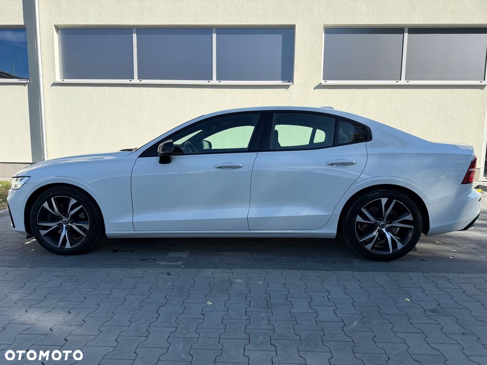 Volvo S60 T4 R-Design - 6