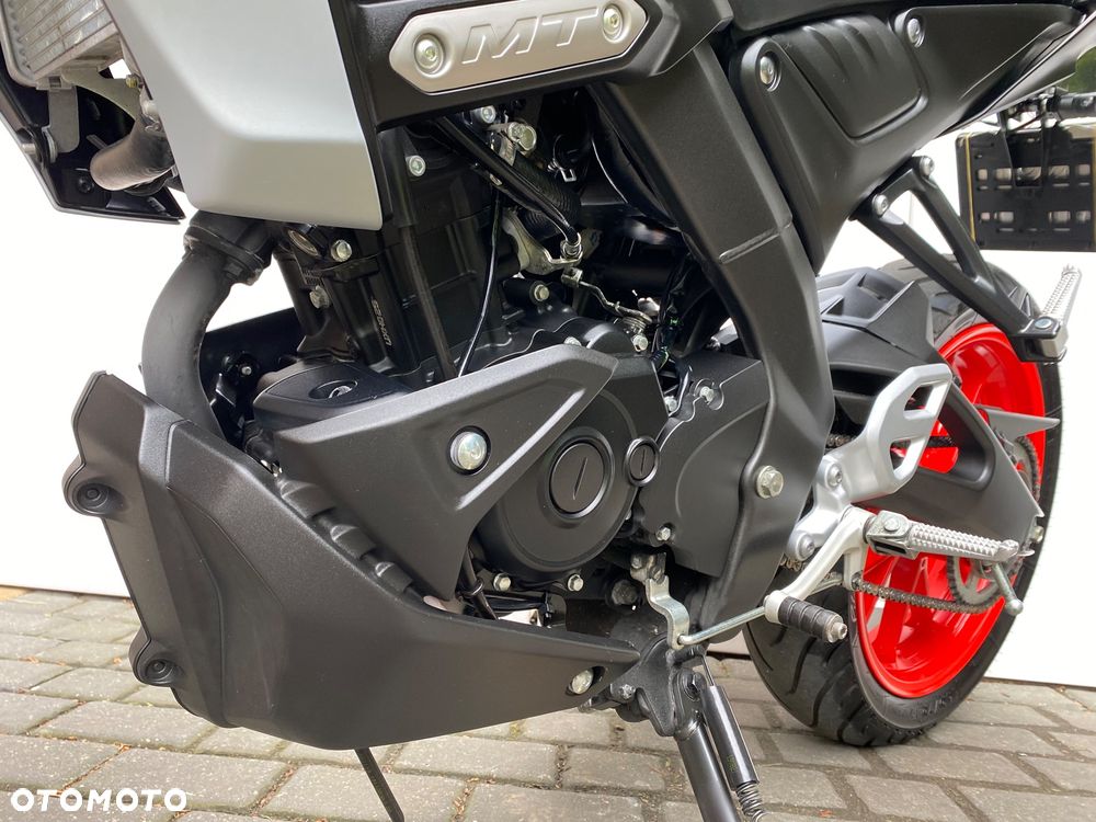 Yamaha MT - 15