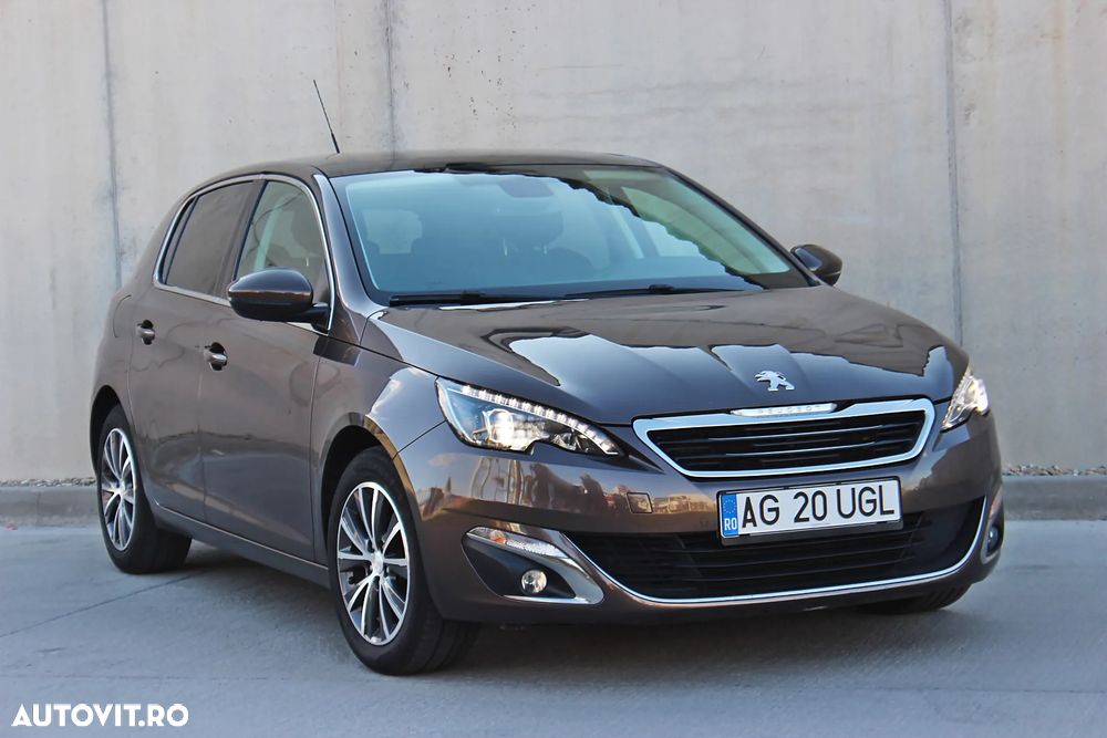 Peugeot 308 1.2 L PureTech Turbo Access - 1