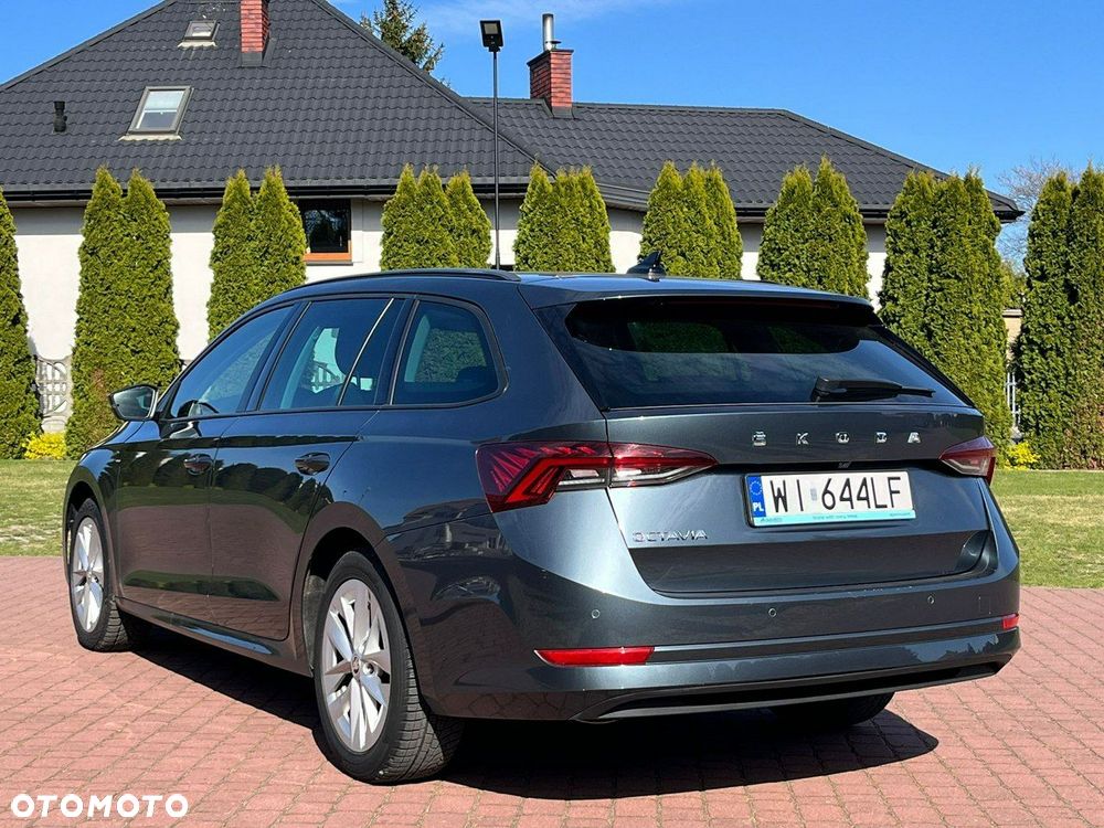 Skoda Octavia 2.0 TDI Ambition DSG - 18