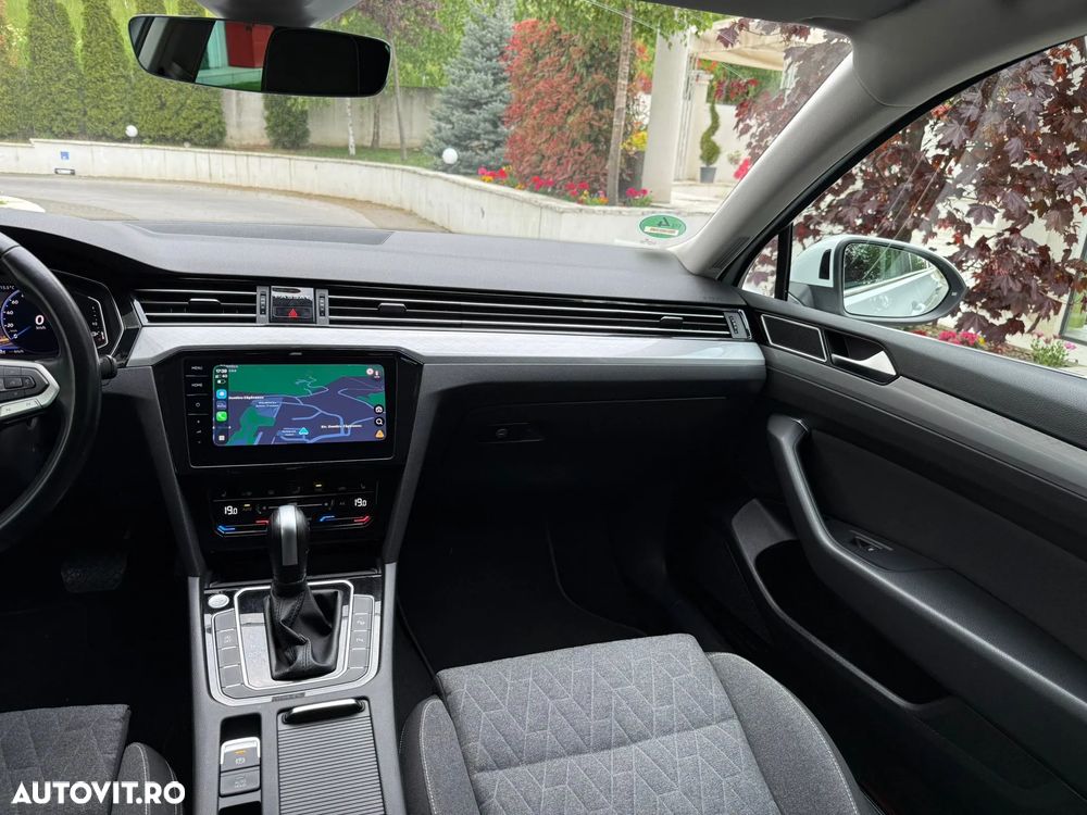 Volkswagen Passat 2.0 TDI SCR DSG Business - 11