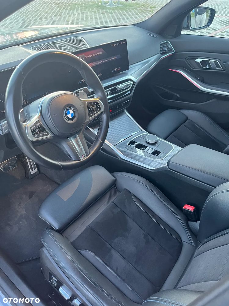 BMW Seria 3 320d M Sport - 11