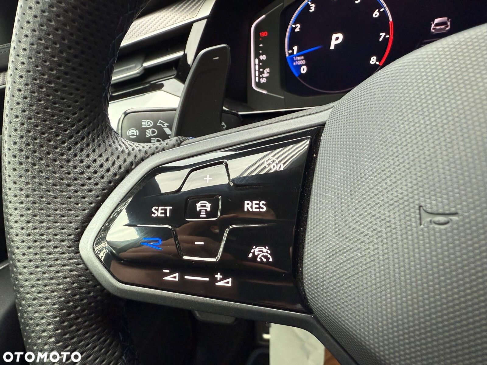 Volkswagen Arteon 2.0 TSI 4Motion R DSG - 17