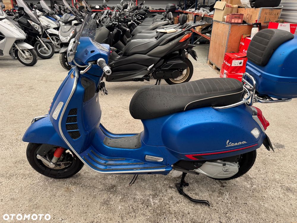 Vespa GTS - 4