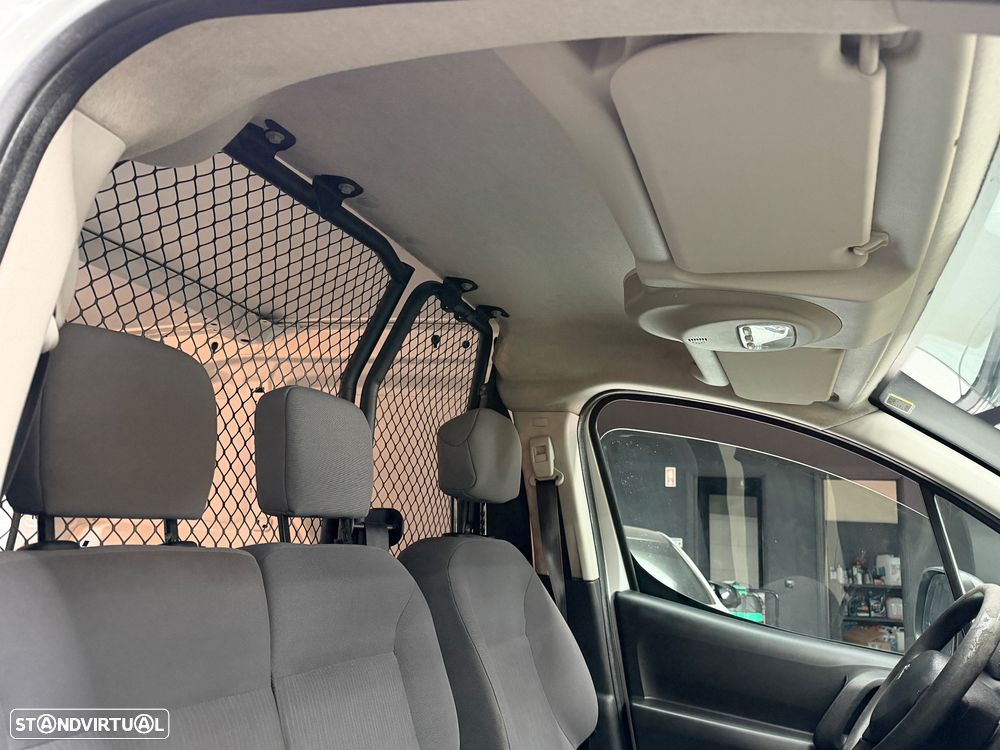 Peugeot Partner 3 lugares  ( IVA Dedutivel ) - 9