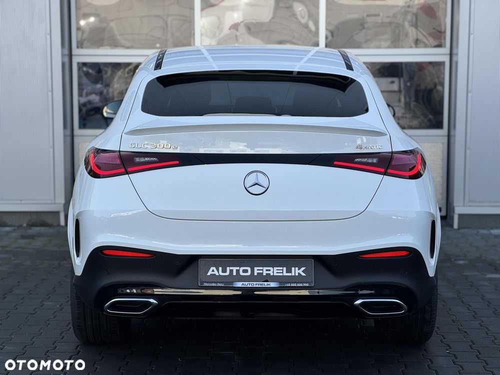 Mercedes-Benz GLC 300 e 4-Matic AMG Line - 10