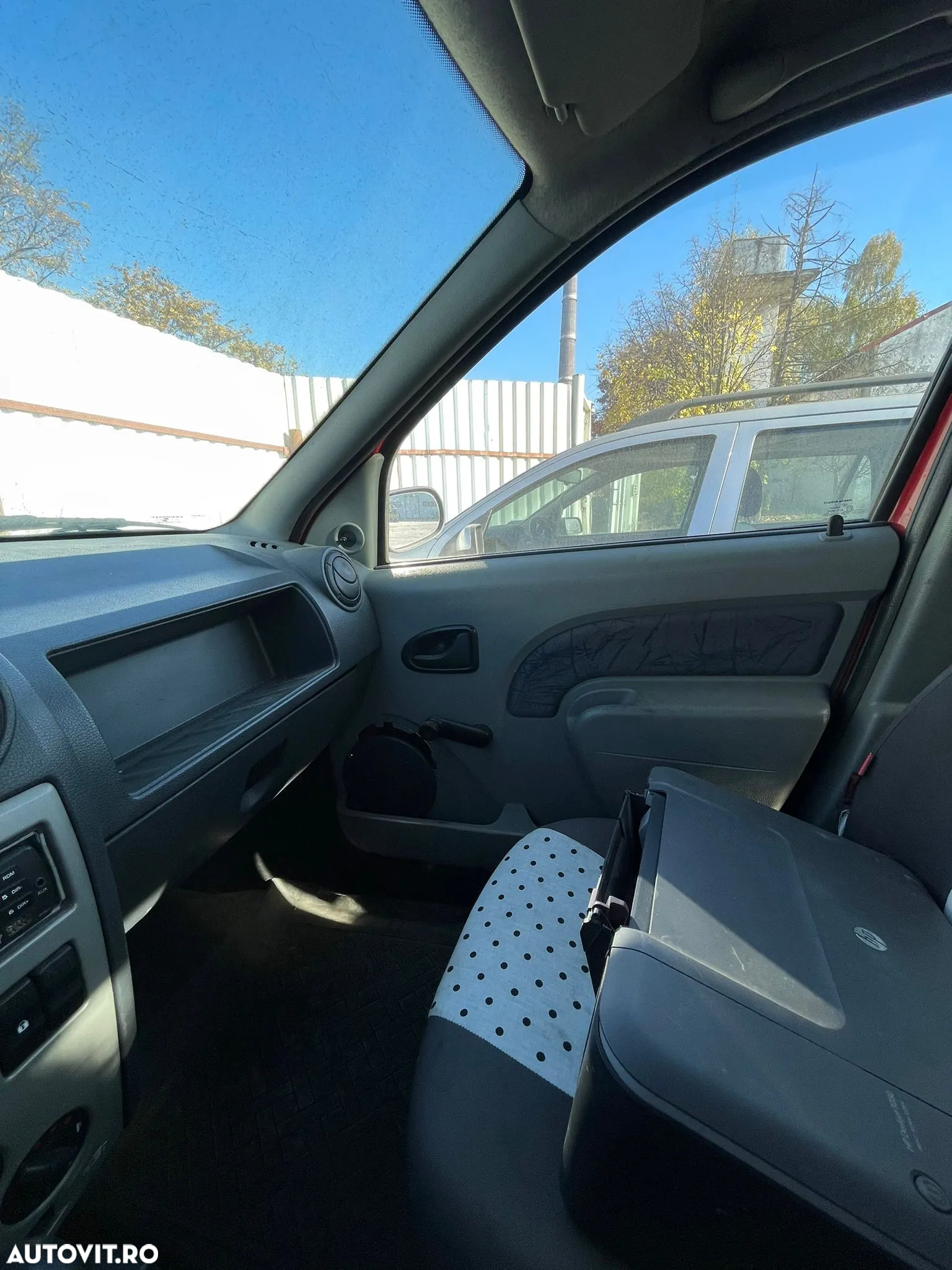 Dacia Logan - 10