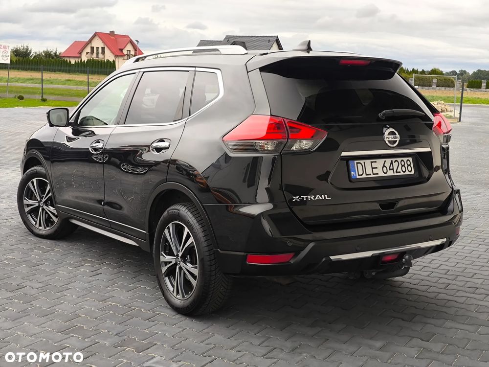 Nissan X-Trail 2.0 dCi Tekna 4WD Xtronic - 17