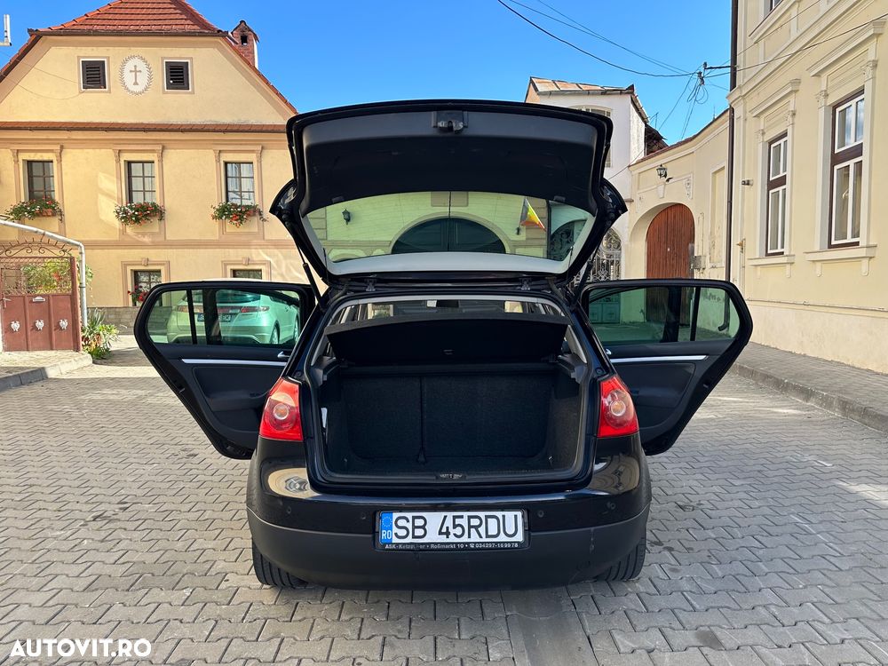 Volkswagen Golf - 9
