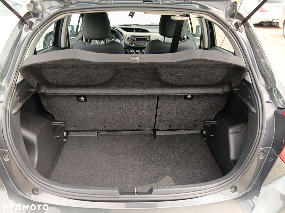Toyota Yaris - 16