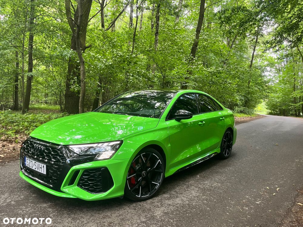 Audi RS3 Limousine - 10