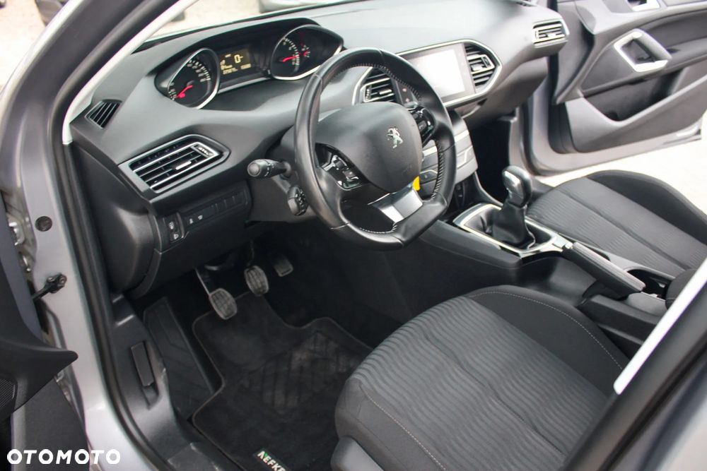 Peugeot 308 1.2 PureTech Active S&S - 14