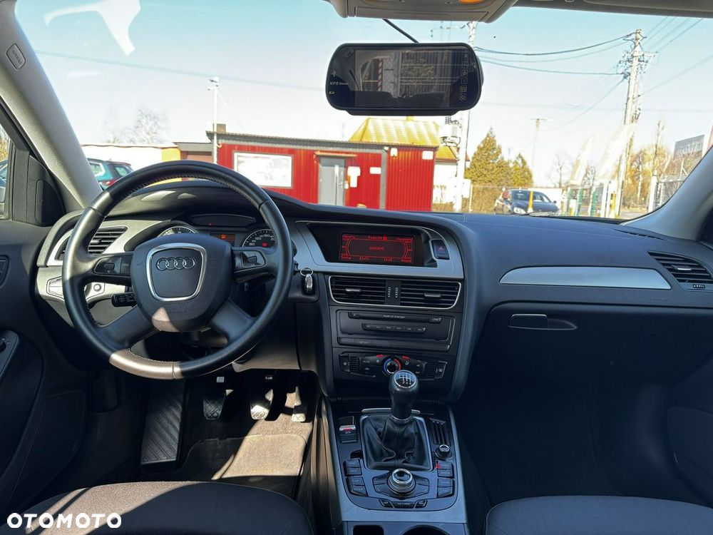 Audi A4 Avant - 9