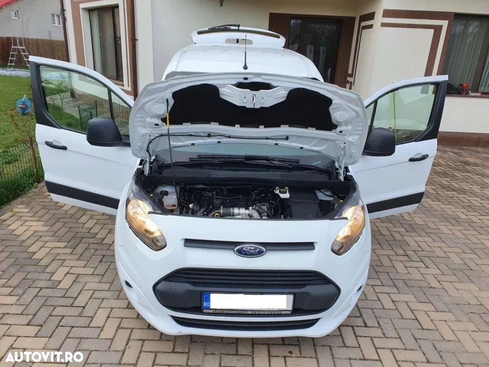 Ford Tourneo Connect - 22