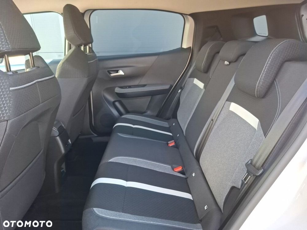 Opel Frontera - 11