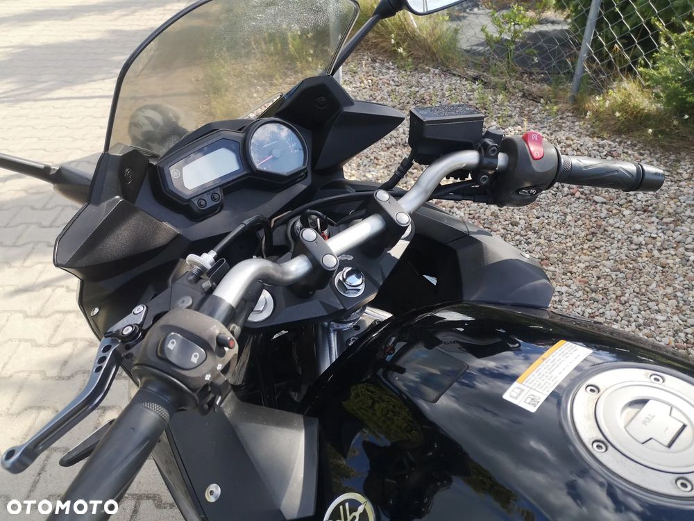 Yamaha XJ - 8