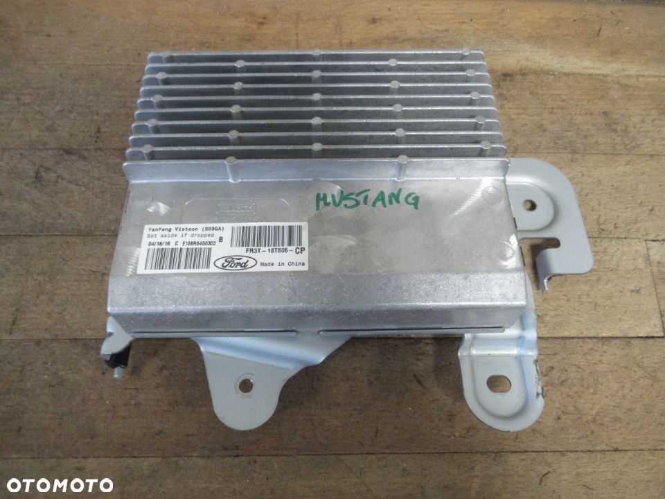 WZMACNIACZ RADIA FORD MUSTANG VI 6 2014- - 1