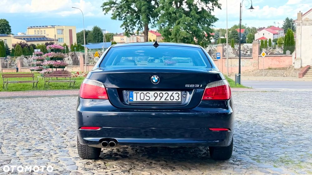 BMW Seria 5 - 11