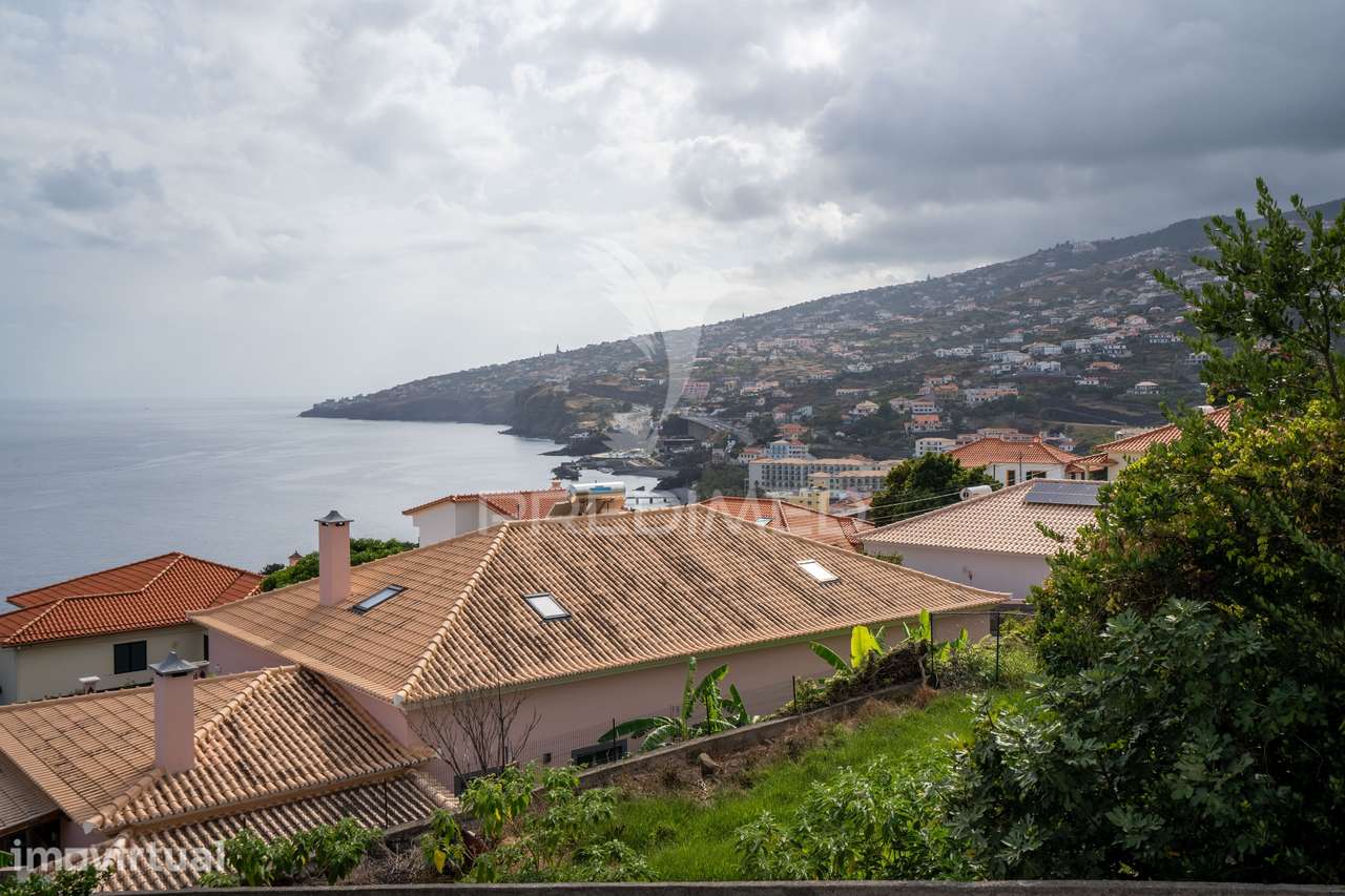 Moradia mais terreno com 2970m2 - Grande imagem: 2/31