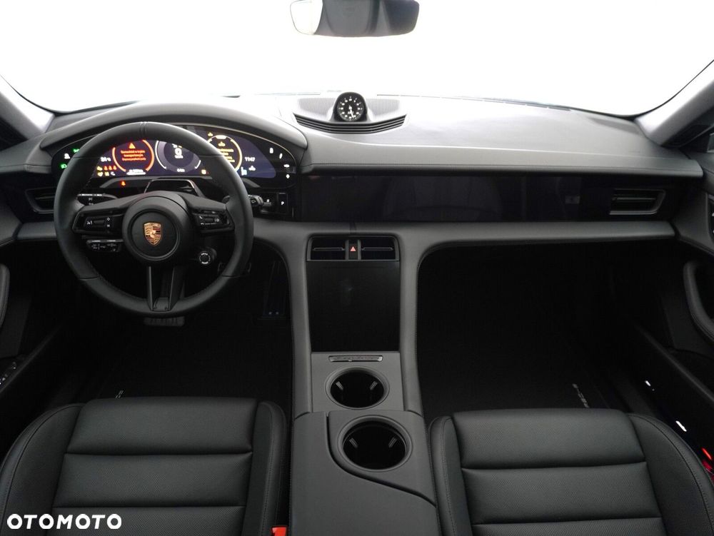 Porsche Taycan 105kWh 4S Black Edition - 38