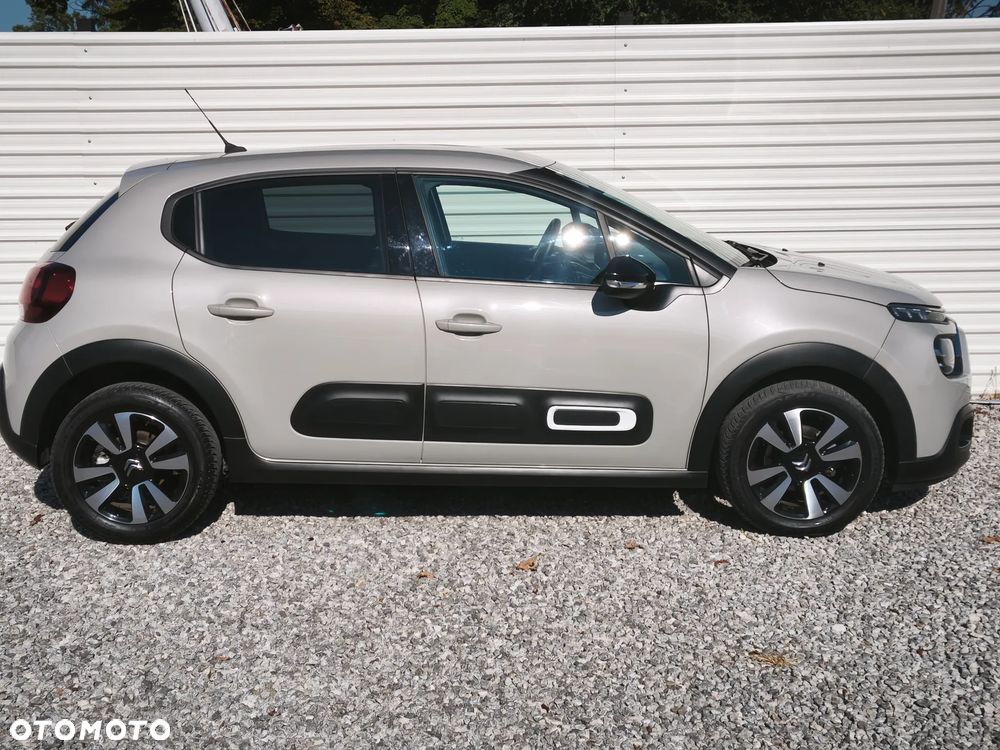 Citroën C3 1.2 PureTech Shine EAT6 - 17
