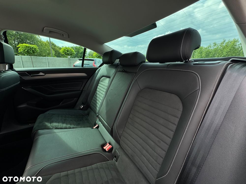 Volkswagen Passat 2.0 TDI Business DSG - 27