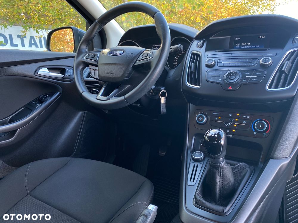 Ford Focus 1.6 Gold X - 30