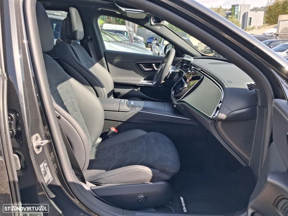 Mercedes-Benz E 220 d AMG Line - 14