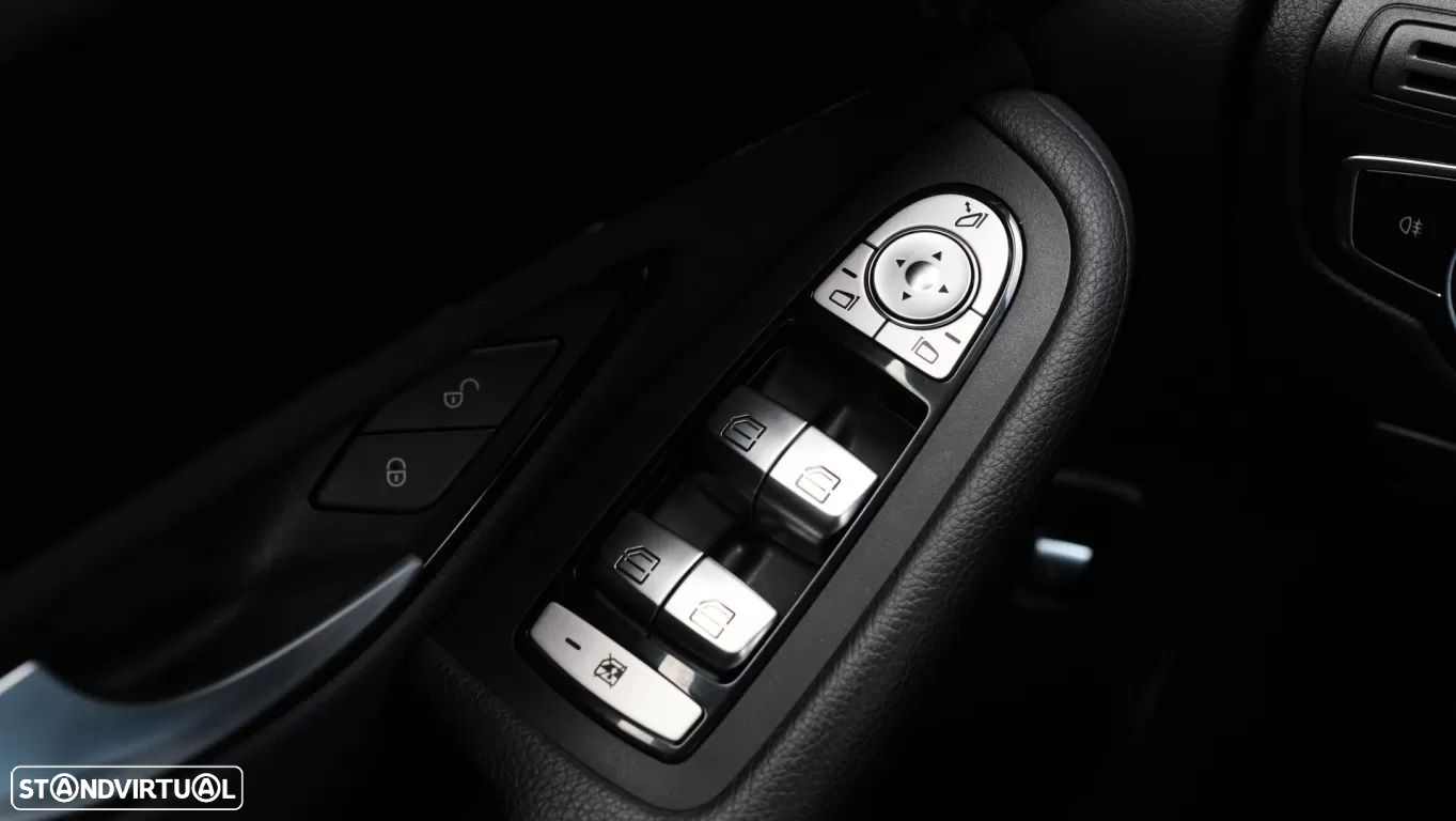 Mercedes-Benz GLC 300 de 4Matic - 25