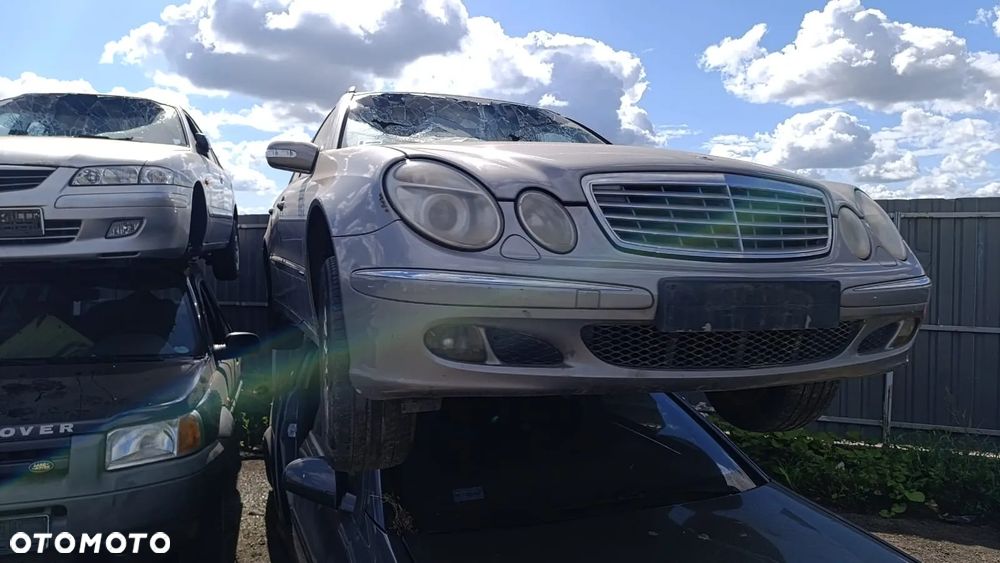 35461 mercedes w211 2.6  V6 177 km 112.913 na części skrzynia 722.696 lakier C723 - 7