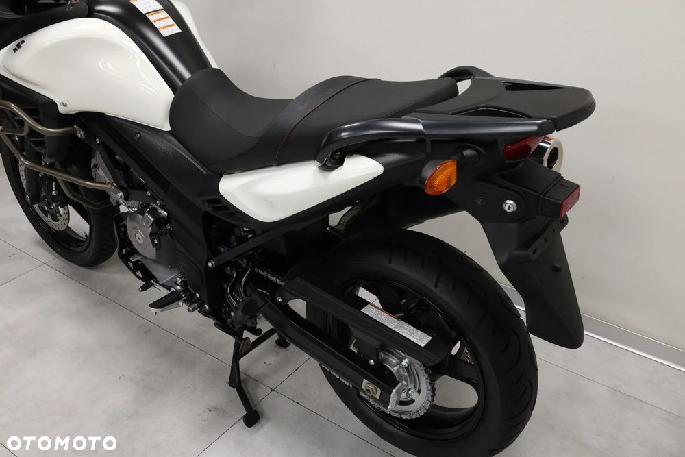 Suzuki DL - 19
