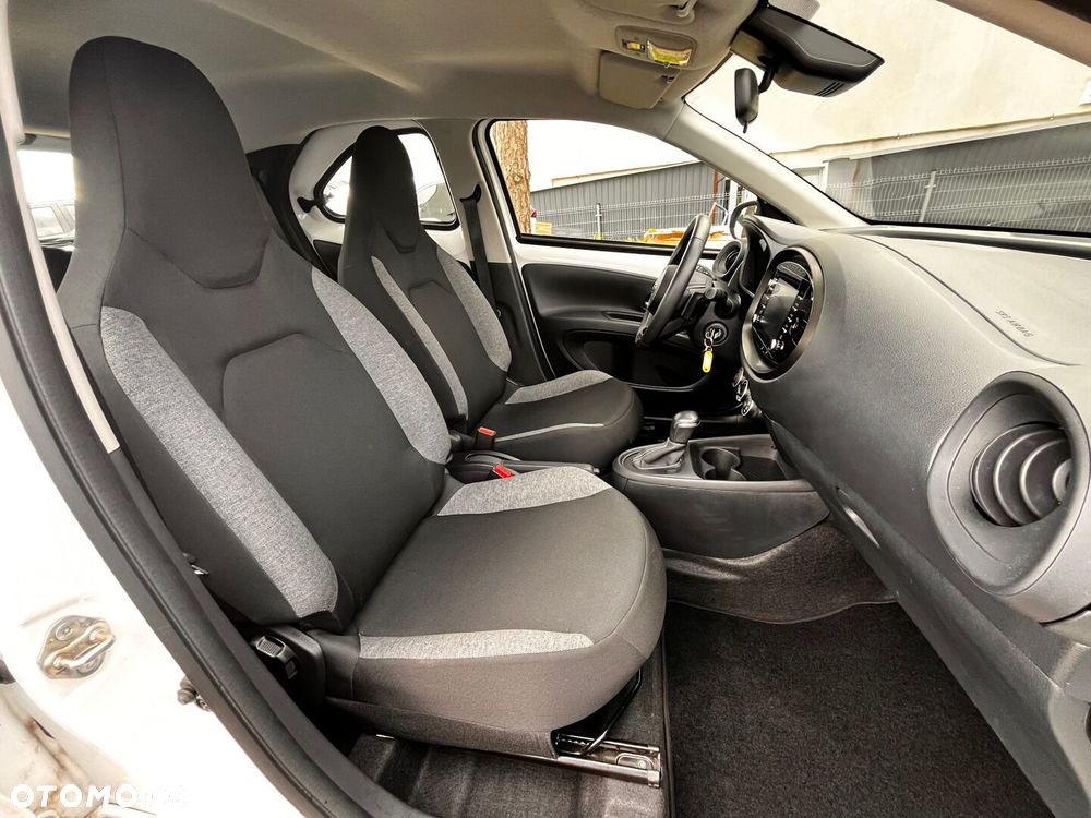 Toyota Aygo X 1.0 VVT-i Comfort CVT - 21