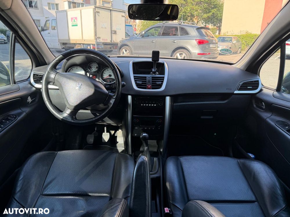 Peugeot 207 - 4