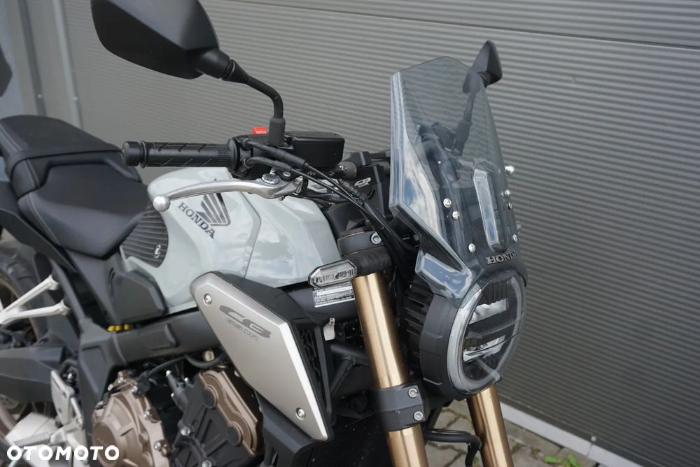 Honda CB - 9